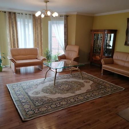 Grosses 4 Zimmer Apartment Naehe Messe Hannover Bagian luar foto