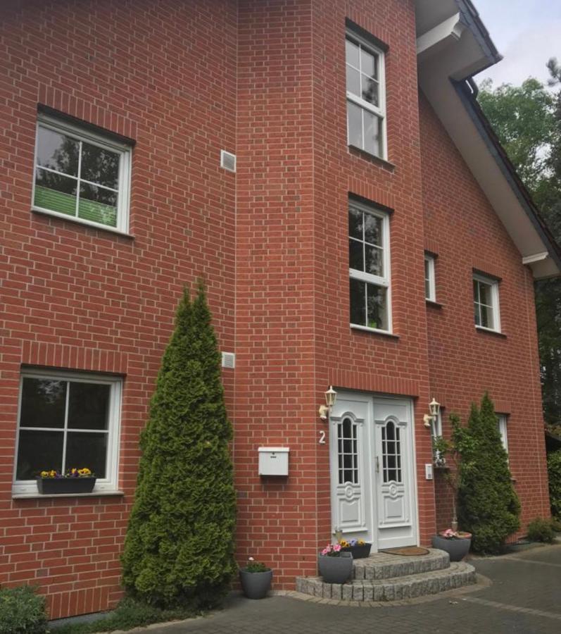 Grosses 4 Zimmer Apartment Naehe Messe Hannover Bagian luar foto